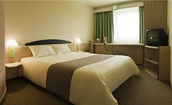 Ibis Pere Lachaise Hotel Paris