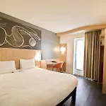 Ibis Pere Lachaise 3* Paris