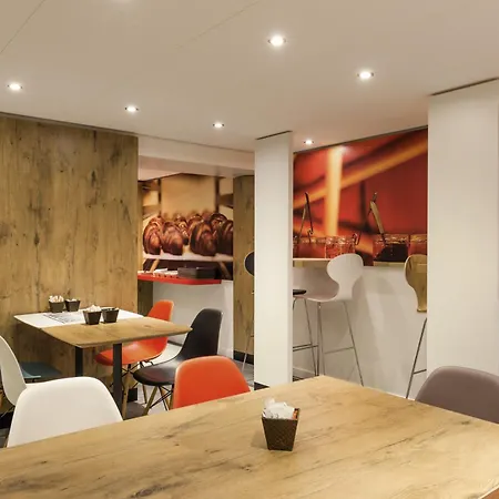 Hotel Ibis Père Lachaise