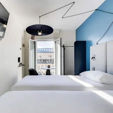 Ibis Père Lachaise Hotel 3*