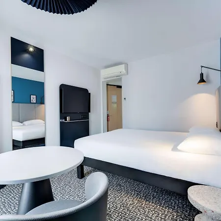 Ibis Père Lachaise 3* Parigi