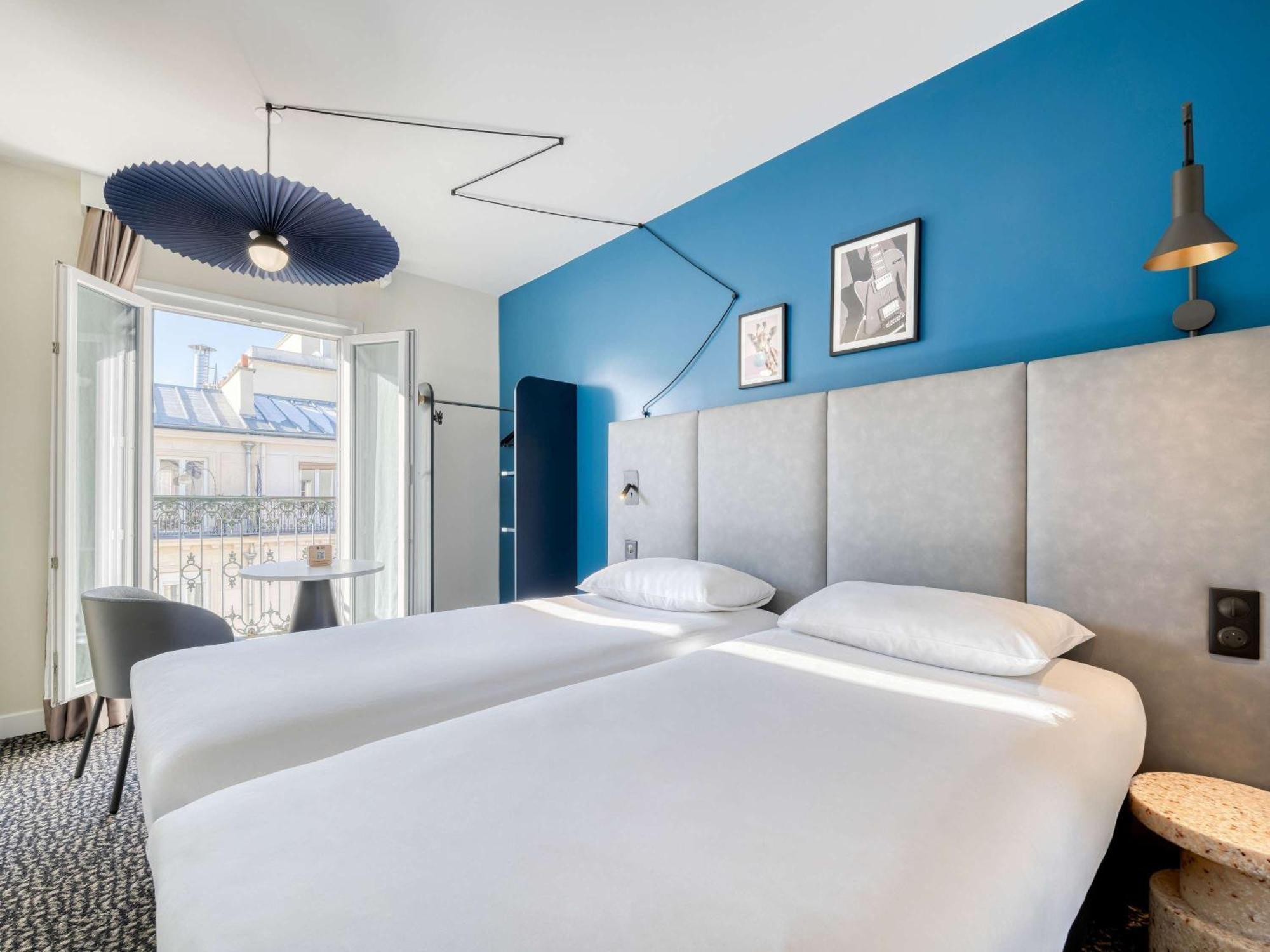 Ibis Père Lachaise Hotel 3*