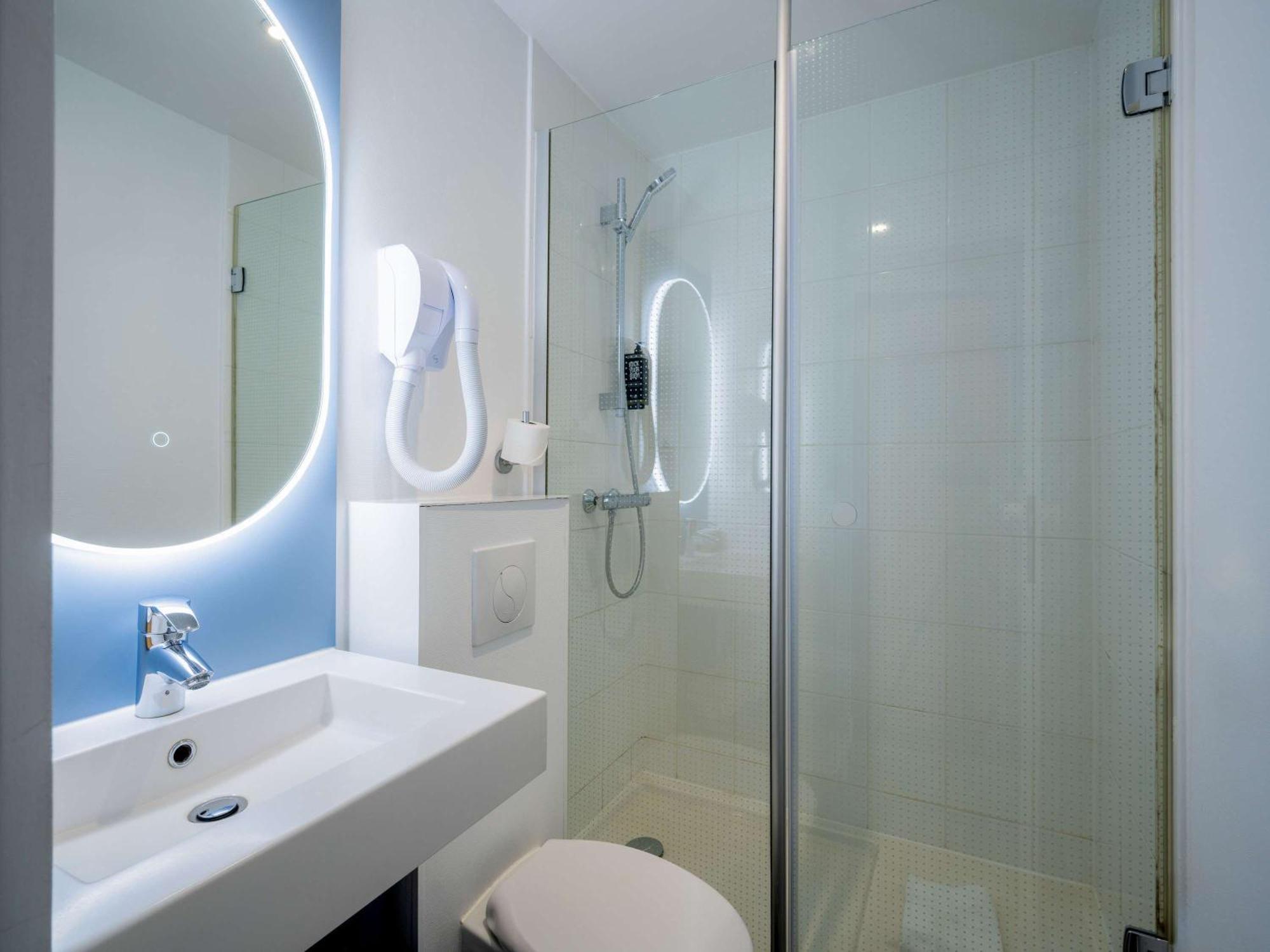 Ibis Père Lachaise 3* Parigi