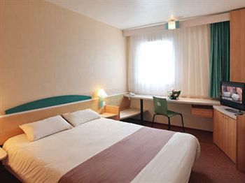 Ibis Père Lachaise Hotel Parigi