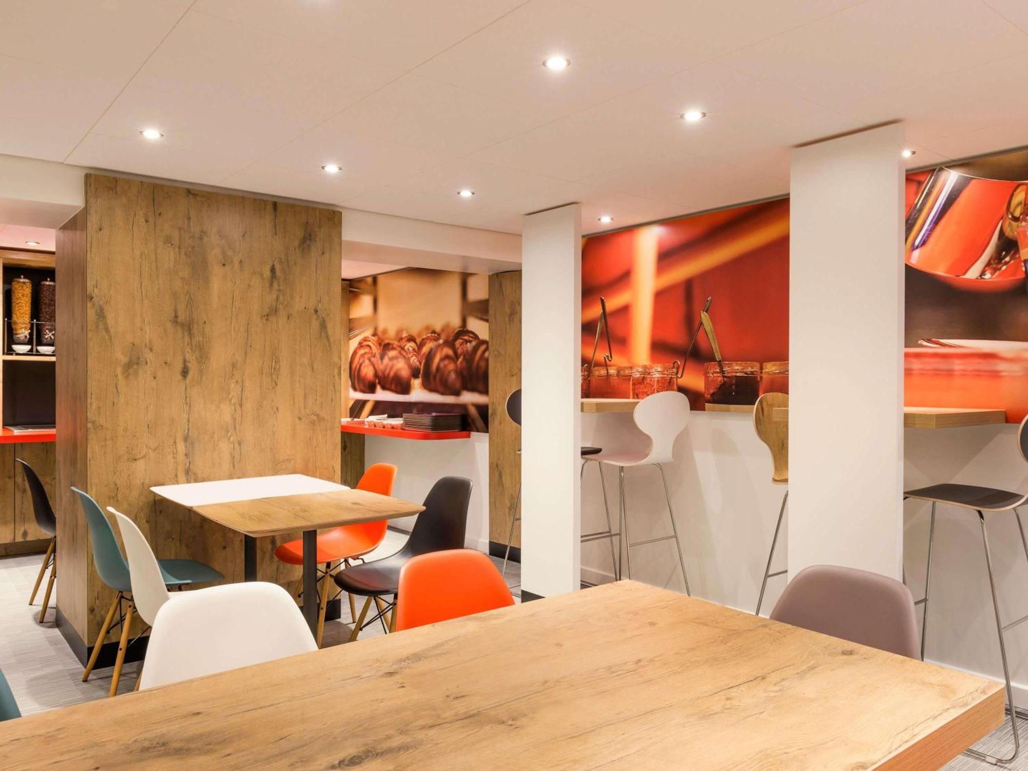 Ibis Père Lachaise 3* Parigi