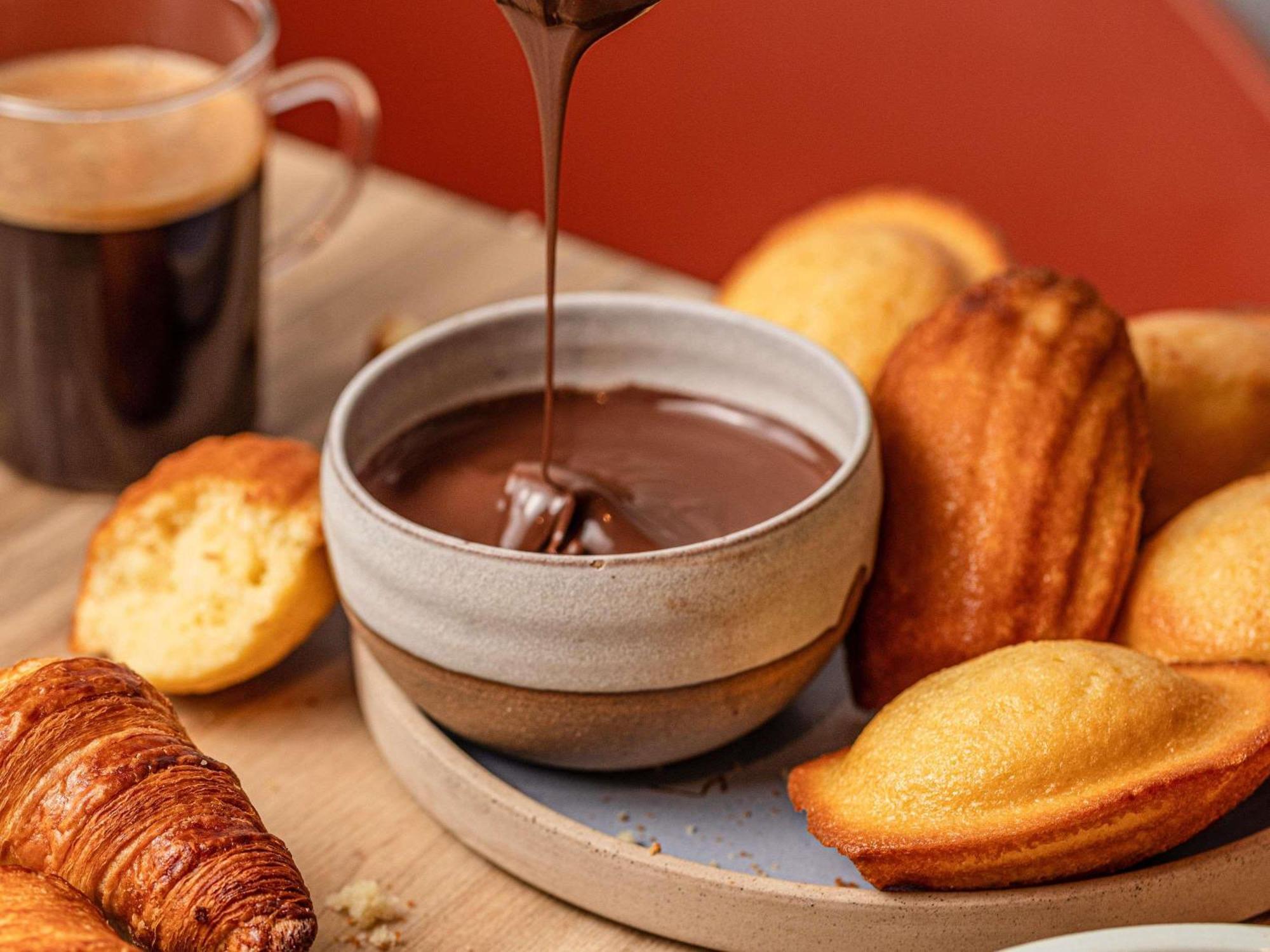 Ibis Père Lachaise Hotel