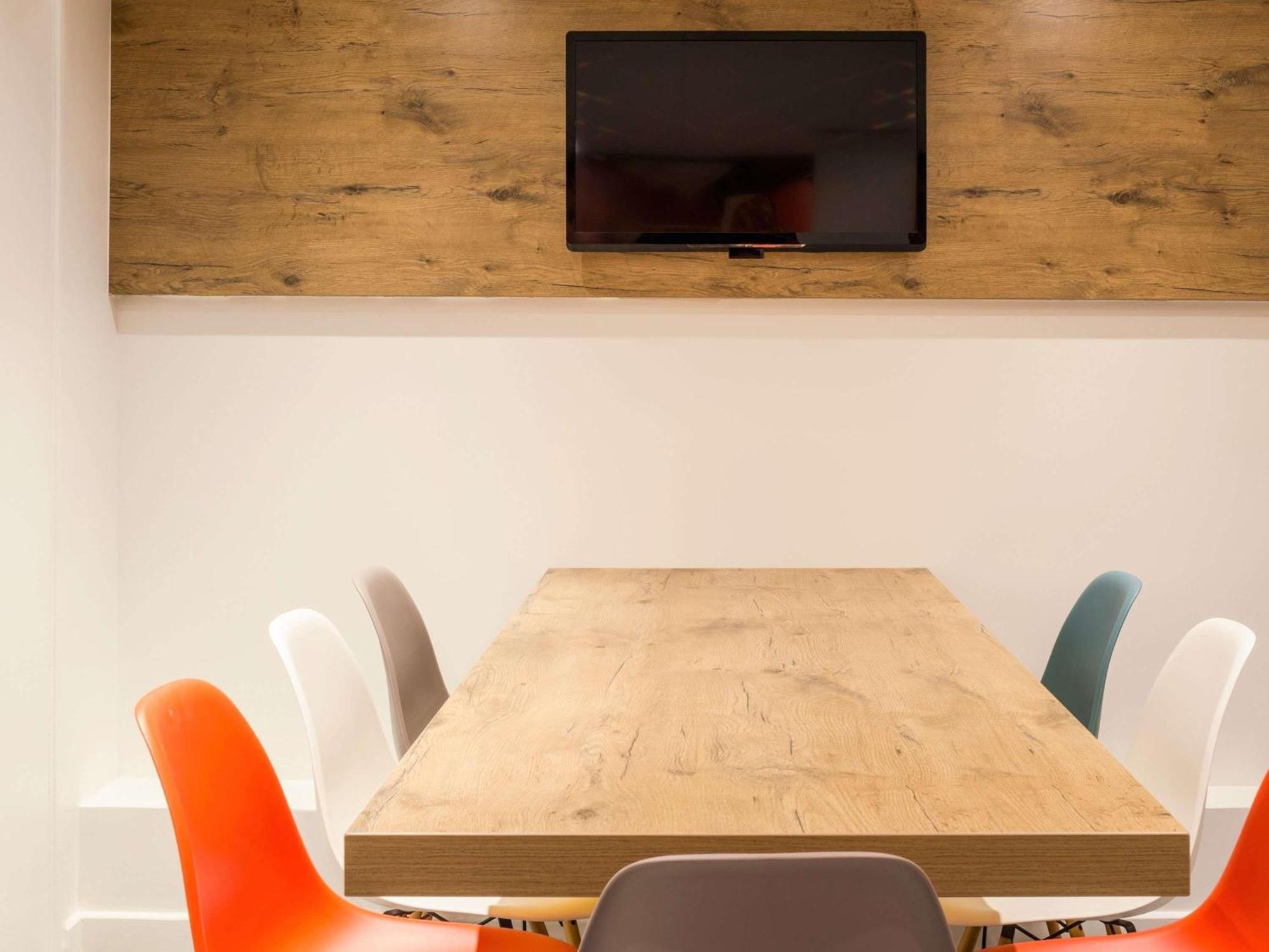 Ibis Pere Lachaise Hotel Paris